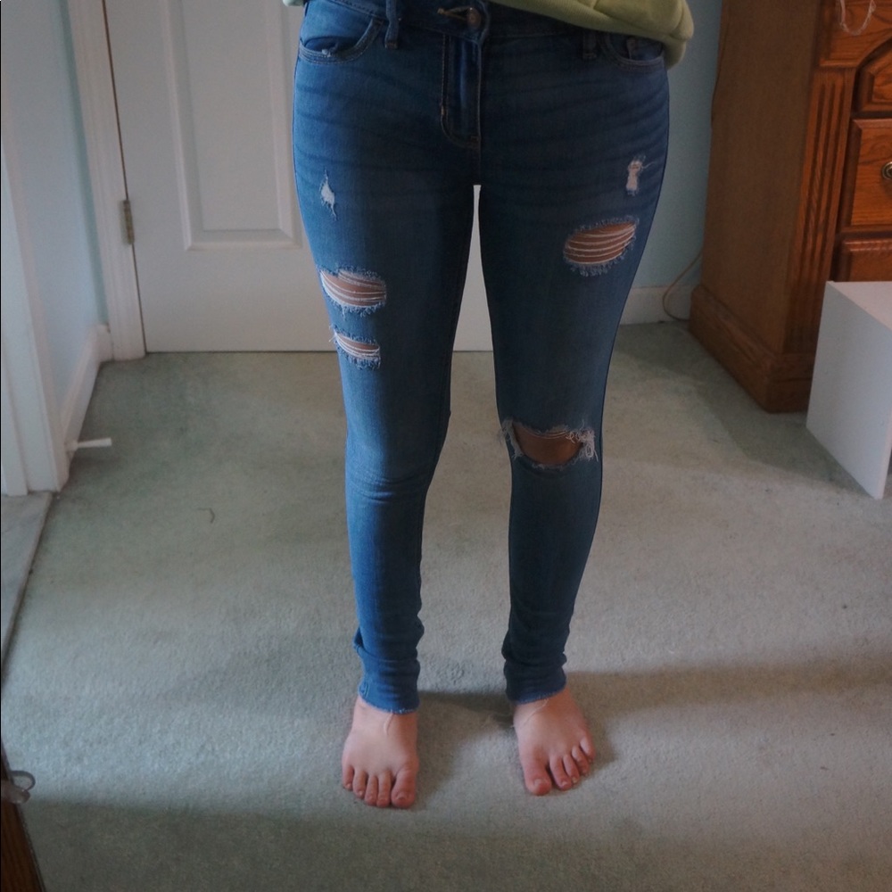 Low rise skinny jeans